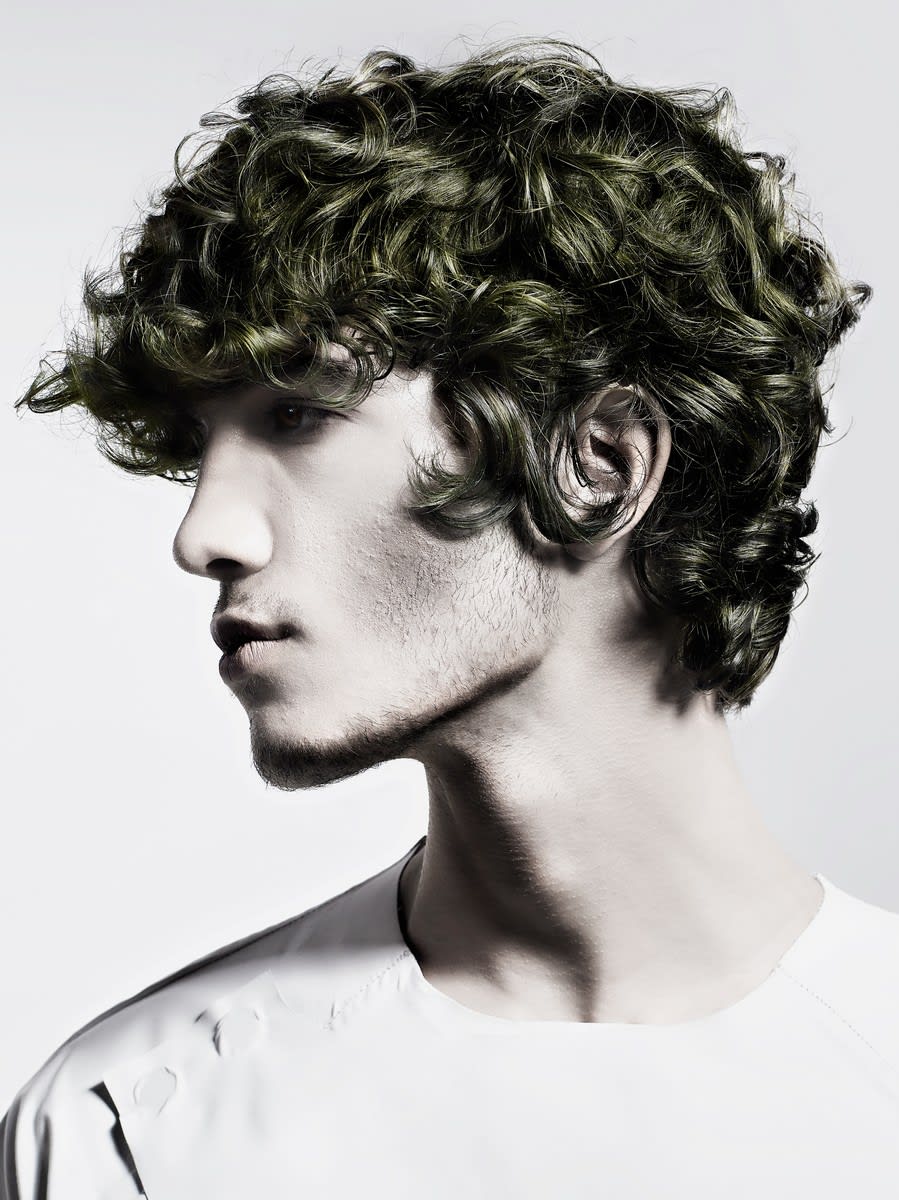 Men's Look from Spain Shows Versatility of Texture