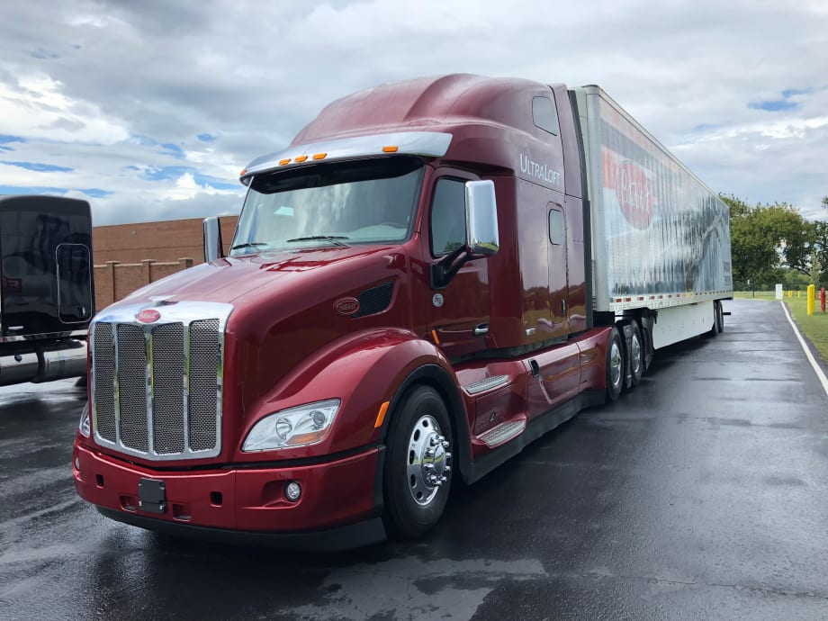 Quick Spin: Peterbilt Model 579 UltraLoft Sleeper
