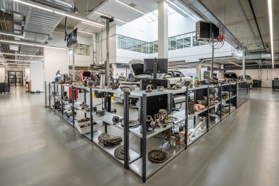 Parts Shortages Trigger Spike in Vehicle Downtime