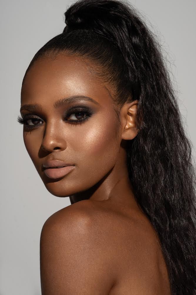 How to Create the Perfect Glam Ponytail