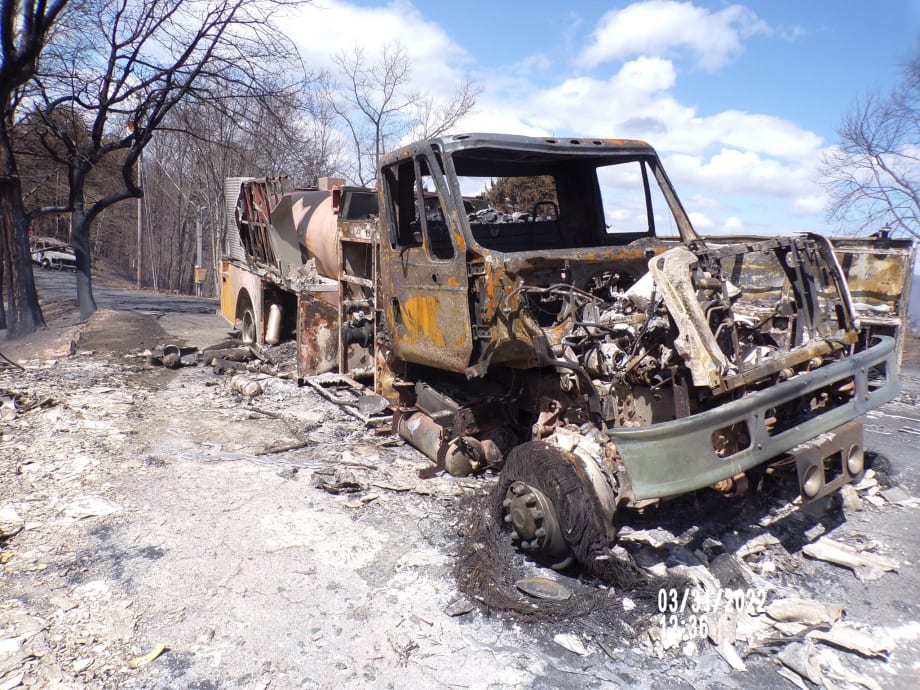 5 Fire Engines Destroyed in Tennessee Wildfire