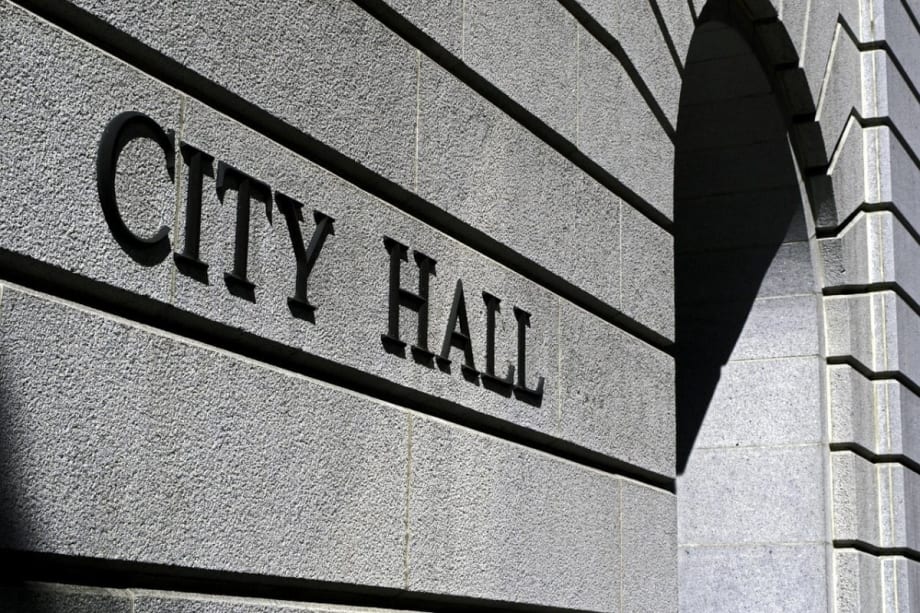City Debates Whether Council Can Decide Vehicle Colors