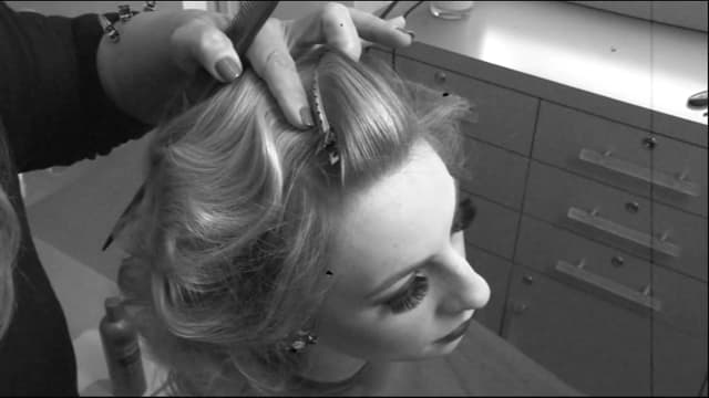 HOW TO: The Absolute PERFECT Fingerwave