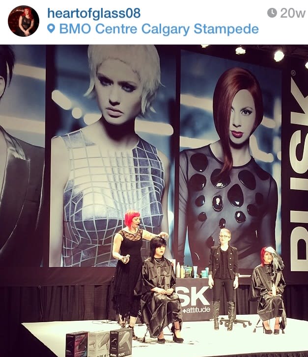 Keep 'em Comin'! We Love Your #Travelinghairdresser Pix
