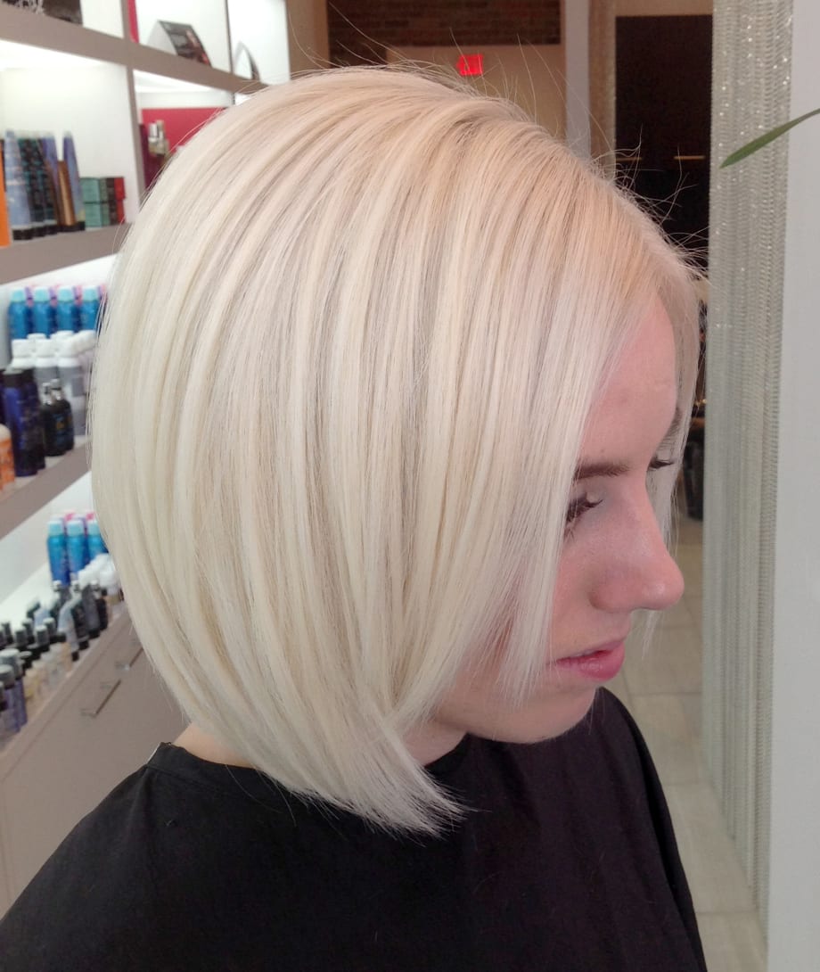 TRANSFORMATION: Grown Out Haircolor (3+ inches) to True Platinum