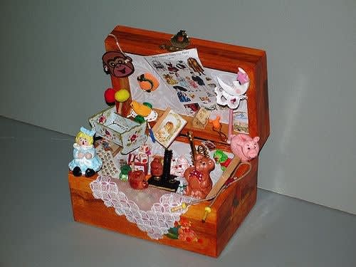 Cops: City Worker Hid Gang Guns in Kids' Toy Box