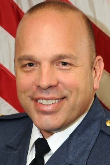 MN Chief Stops Domestic Assault During Commute to Work