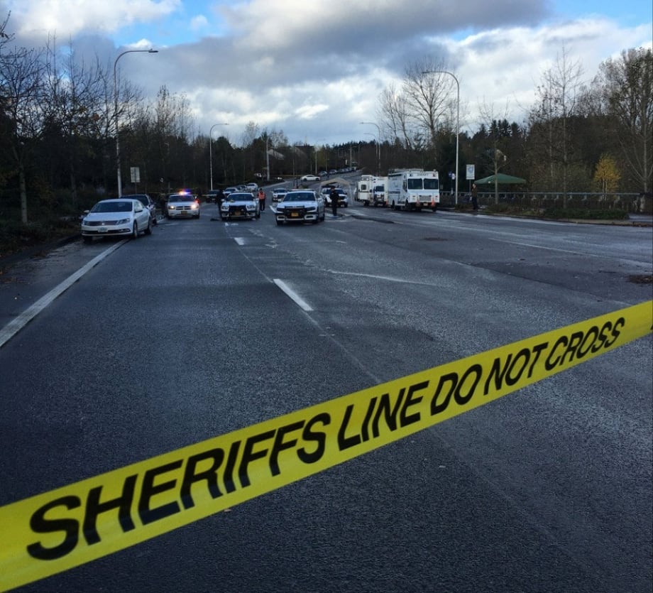 Oregon Deputy Shot, Suspect in Custody