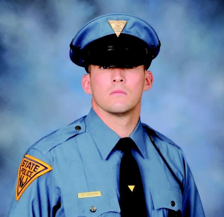 New Jersey Trooper Dies After Being Struck by Car