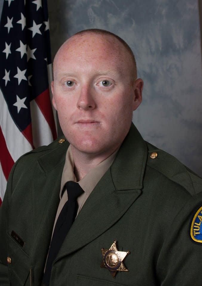 California Dep. Killed in Prisoner Transport Van Crash