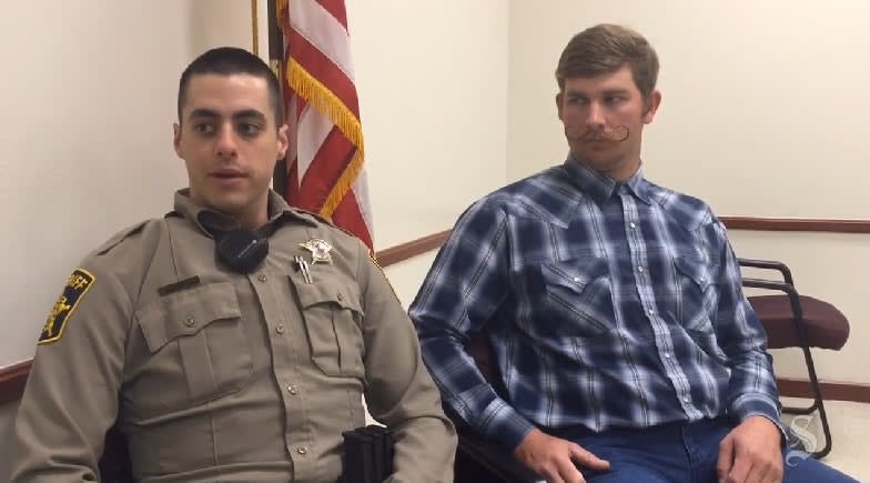 Video: Armed Veteran Saves Life of Texas Deputy