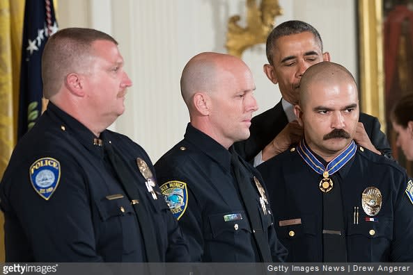 13 Law Enforcement Officers Receive Medal of Valor