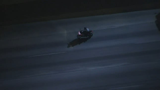 Video: Police Tackle Motorcyclist After High-Speed Pursuit on California Freeways