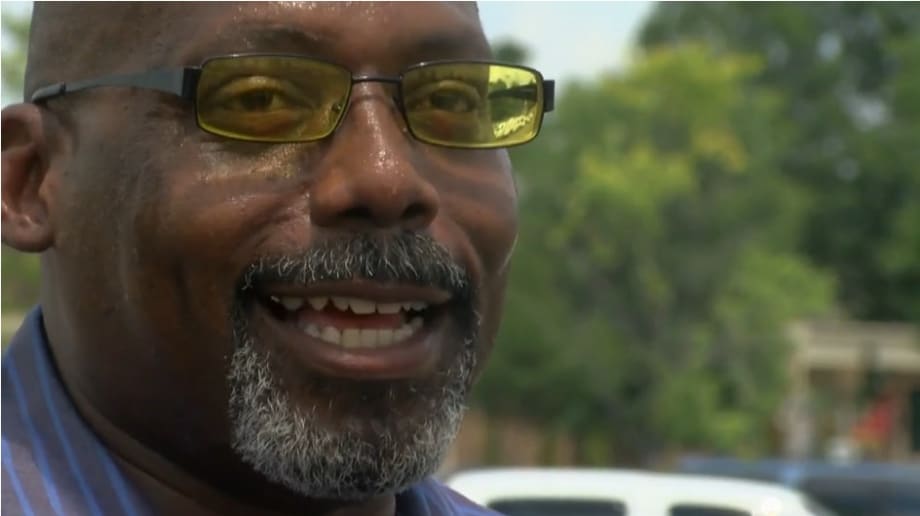 Video: Marine Saves Memphis Officer from Attack