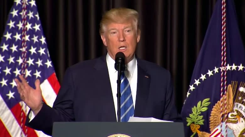 Video: Trump Asks Police Chiefs, Sheriffs to Turn in the Bad Illegals
