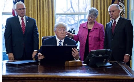 Trump Issues Executive Orders to Protect Officers, Fight Crime