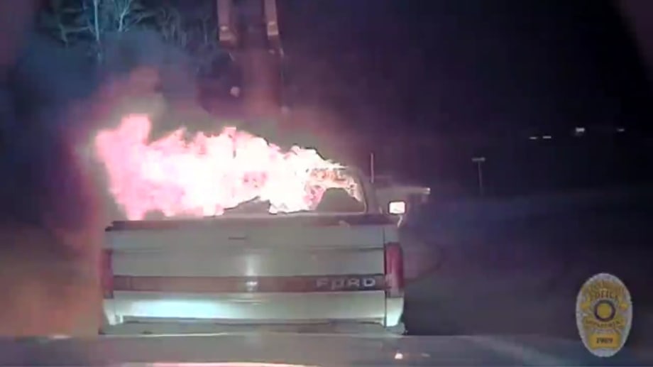 Video: TX Officer Pushes Burning Truck With Cruiser