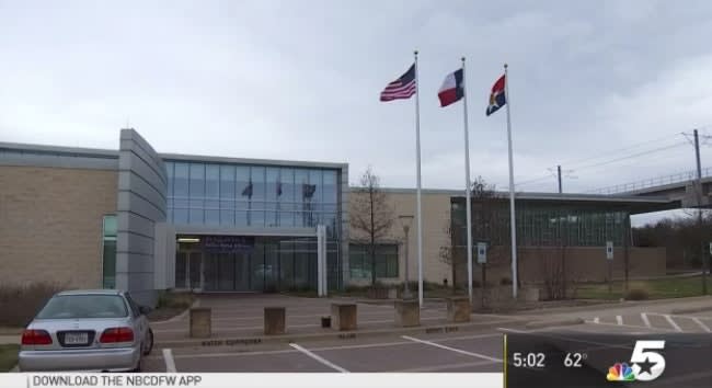 Video: Shots Fired at Dallas Police Station, Two Suspects Sought