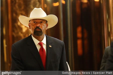 Milwaukee Sheriff Clarke Says He's Accepted DHS Job