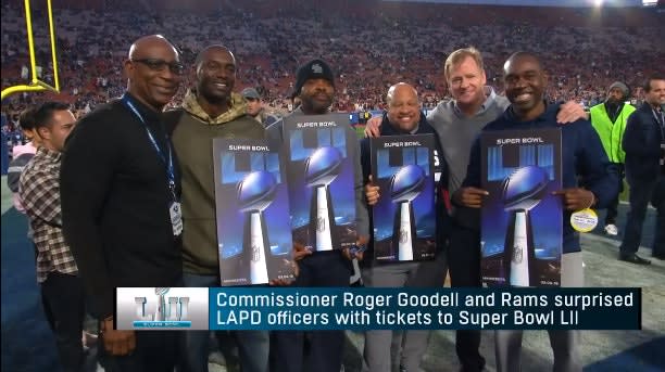 NFL Commissioner Gives 4 LAPD Officers Super Bowl Tickets