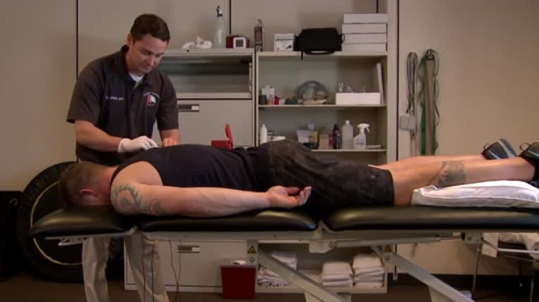 Video: Denver Police Physical Therapist Treats Officers, Saves City Millions