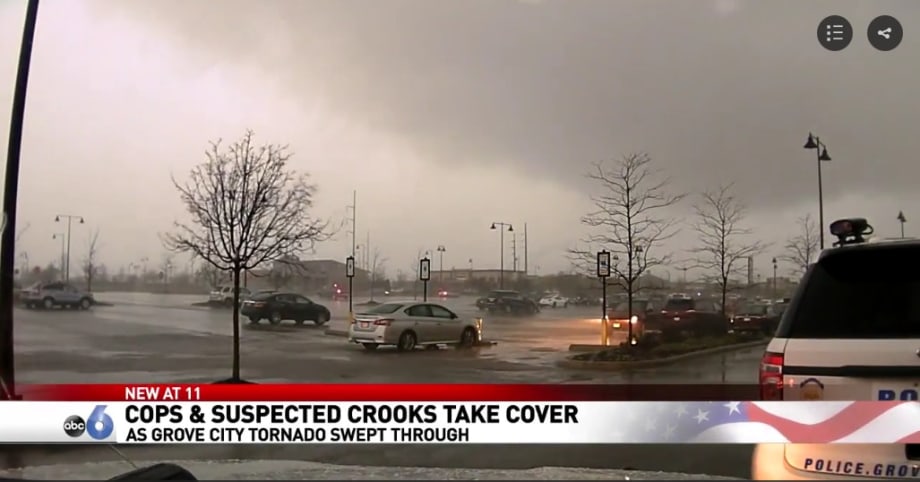 Video: Ohio Officers, Robbery Suspects Seek Cover from Tornado Together