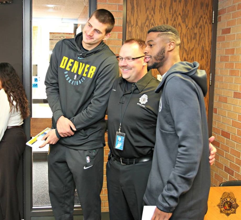 NBA Players Deliver Pizzas to Denver Police