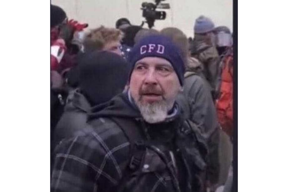 Retired PA Firefighter Arrested Over Assault on Officers with Extinguisher, Not Suspected in Sicknick Murder