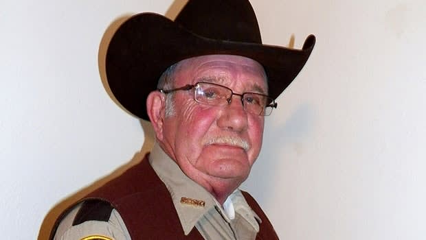 Wyoming Deputy Retires Over Ban on Western Attire