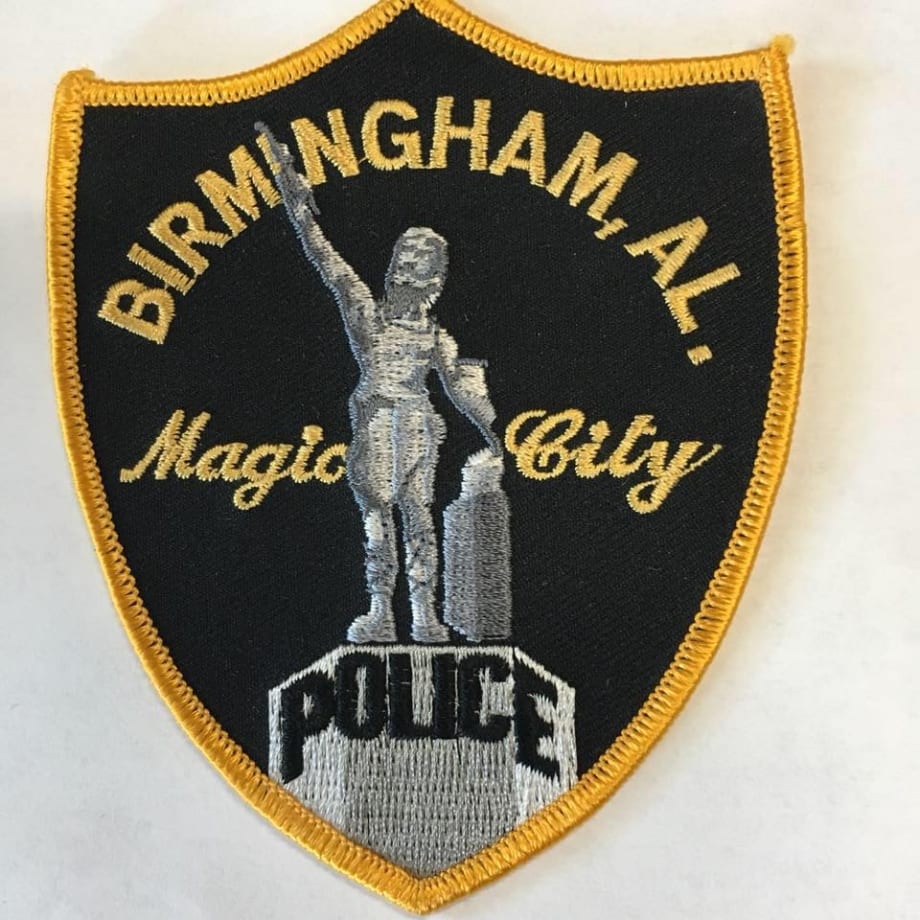 2 Alabama Officers Injured During Pursuit of Carjacking Suspects