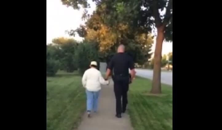 Illinois Officer Lauded for Kindness to Mentally Disabled Woman