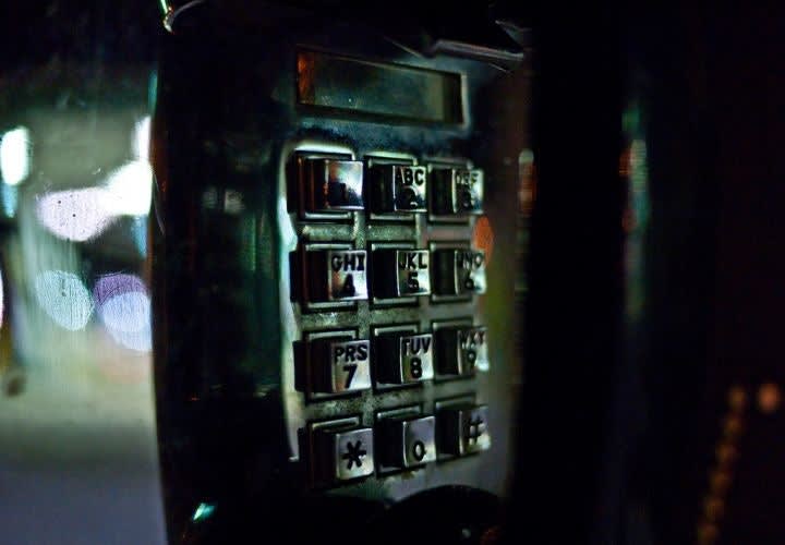 Calif. Prisons To Block Prisoner Cell-Phone Use