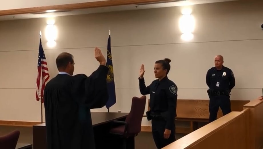 Las Vegas Shooting Survivor Sworn in as Oregon Police Officer