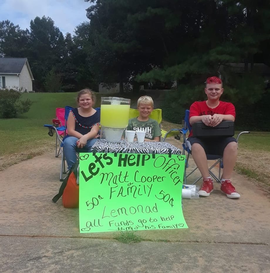 Georgia Kids Sell Lemonade to Raise Money for Officer Shot in Head