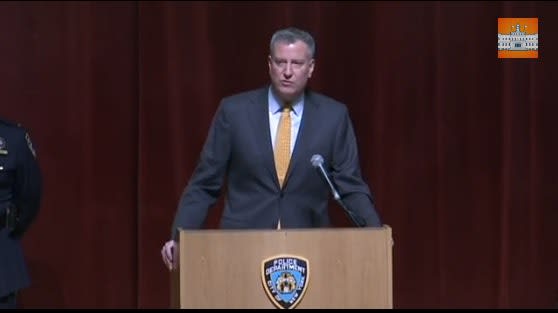 Mayor de Blasio Says He Will Not Apologize to NYPD