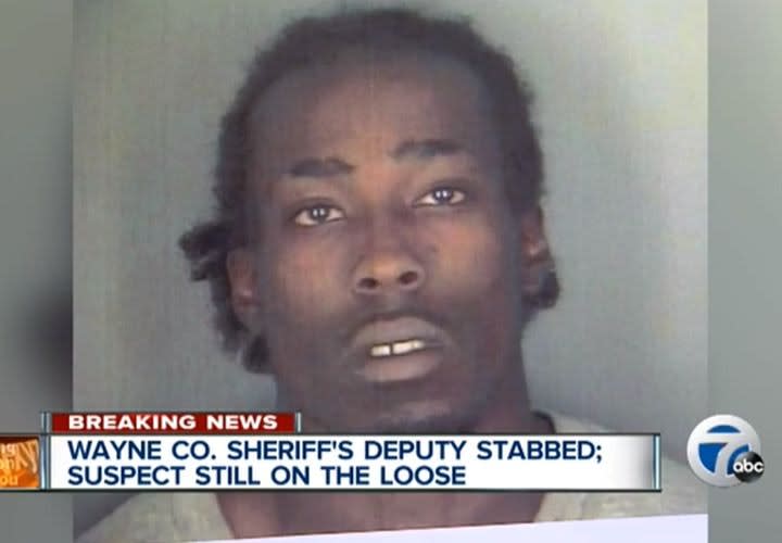 Prisoner Stabs Deputy In Detroit, Escapes With Uniform