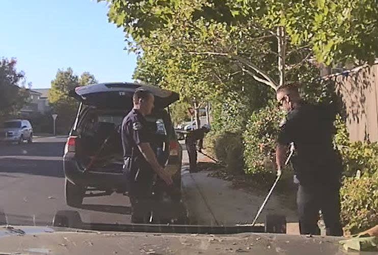 2 California Officers "Caught in the Act" of Helping Elderly Man with Yard Work