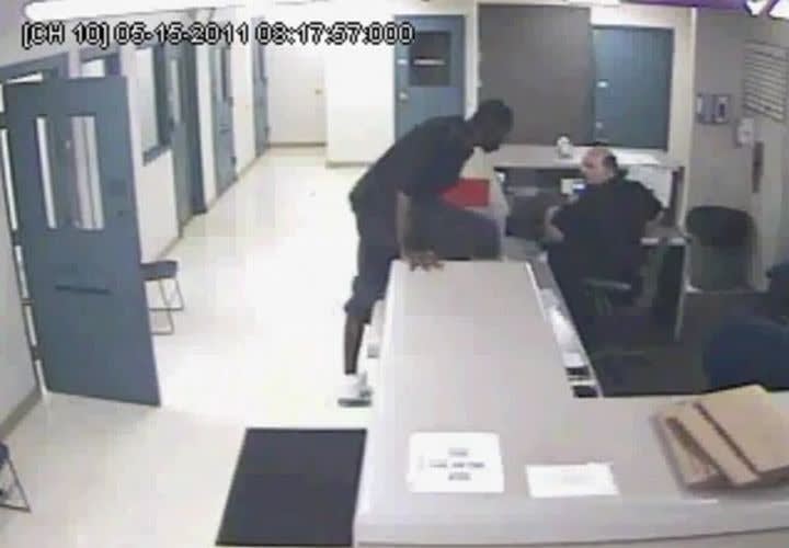 Video: Ohio Man Attacks Officer In Station