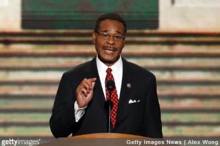 Lawmaker Asks DOJ to Probe Police Use of Facial Recognition Technology