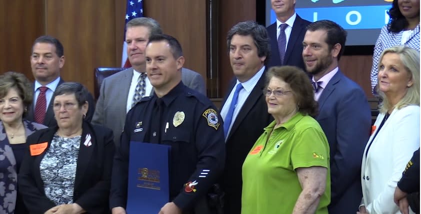 Florida Officer Honored for Capturing Parkland School Shooting Suspect