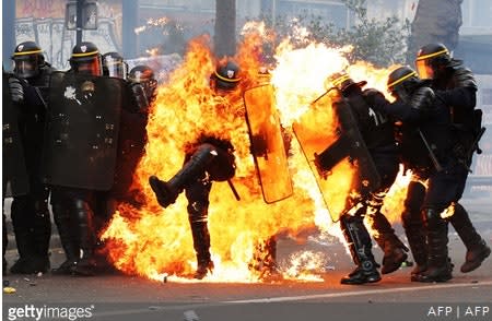 TX Student Anarchist Group Calls for Incineration of Officers