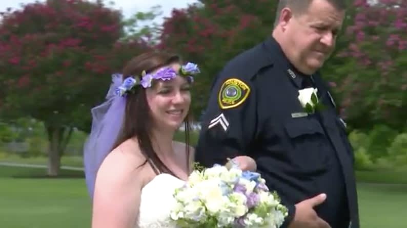 Video: Daughter of Fallen Houston Officer Weds at Police Memorial to Honor Father
