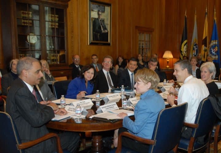 AG Holder Leads Prisoner Reentry Council