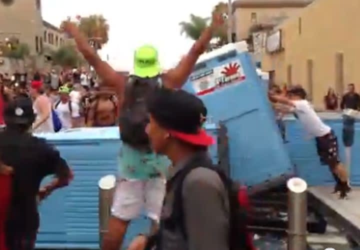 Calif. Officers Quell Brawl at Surfing Event