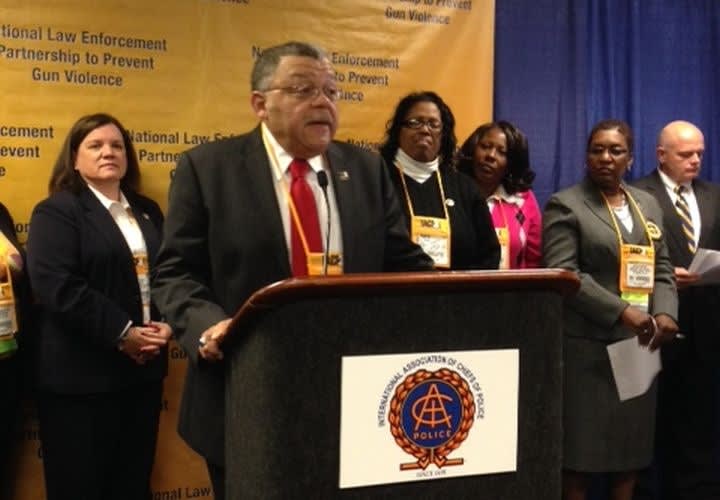 IACP 2013: Chiefs Want Expanded Background Checks
