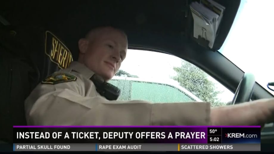 Video: Idaho Deputy Stops Motorist, Prays for Cancer Victim Instead of Giving Ticket