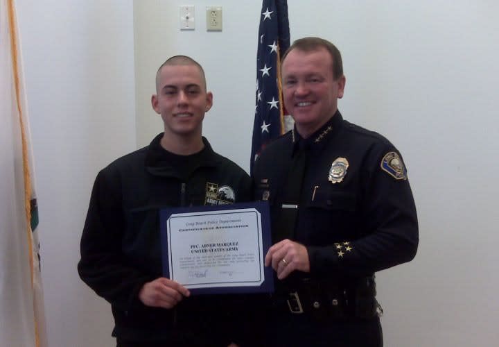 Servicemen Help Stabbed California Sergeant Arrest Attacker