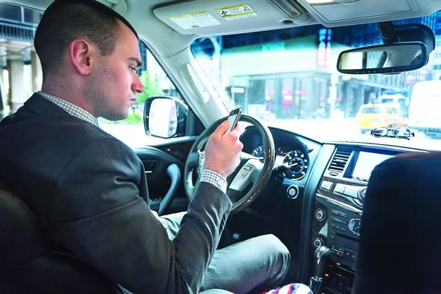 There are great tax benefits to starting a business on the side such as renting space, driving commercially, or making home repairs. Photo via Getty Images.