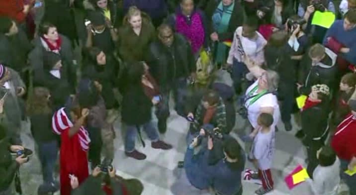 Video: Minnesota's Mall of America Sues to Keep Black Lives Matter from Disrupting Shopping