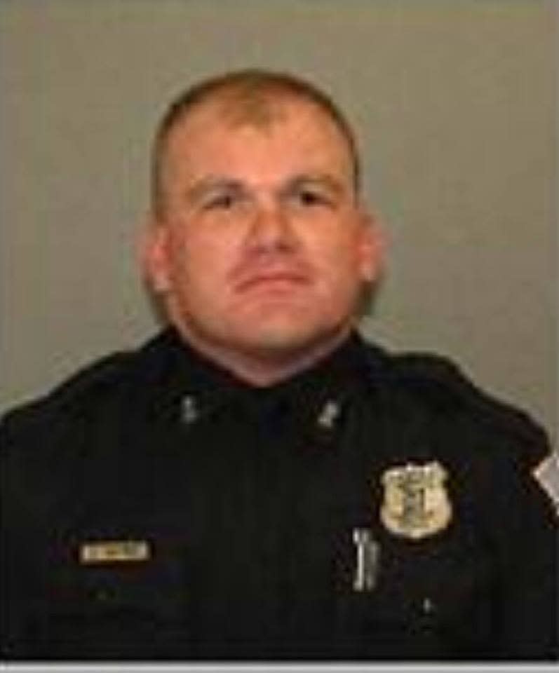 Memphis Officer Killed During Traffic Stop; Person In Custody